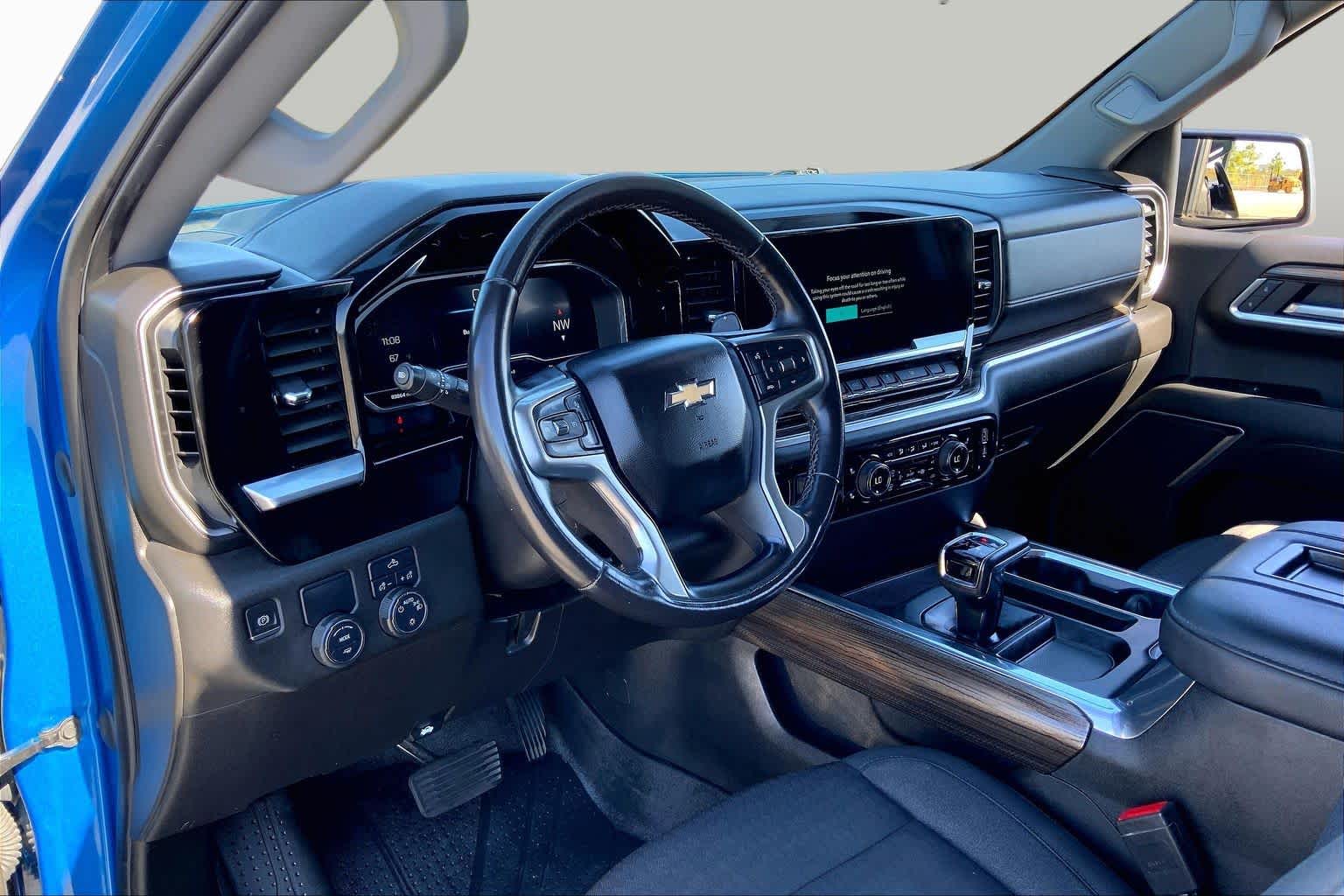 2022 Chevrolet Silverado 1500 photo 17 of 36