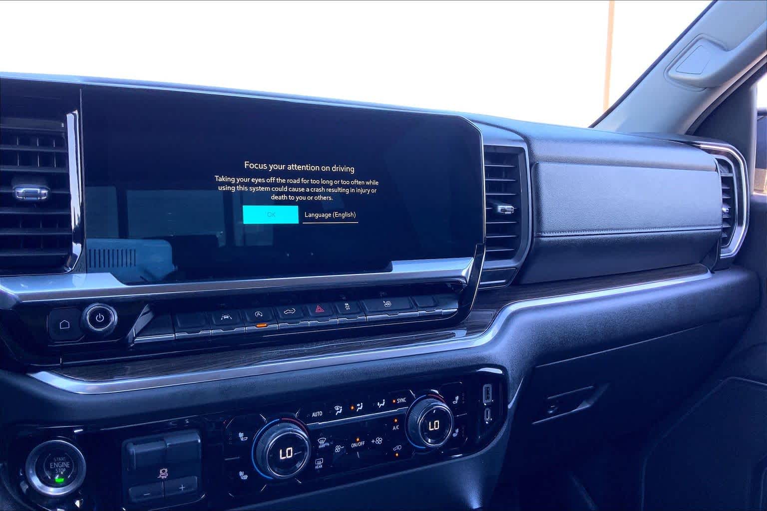 2022 Chevrolet Silverado 1500 photo 35 of 36