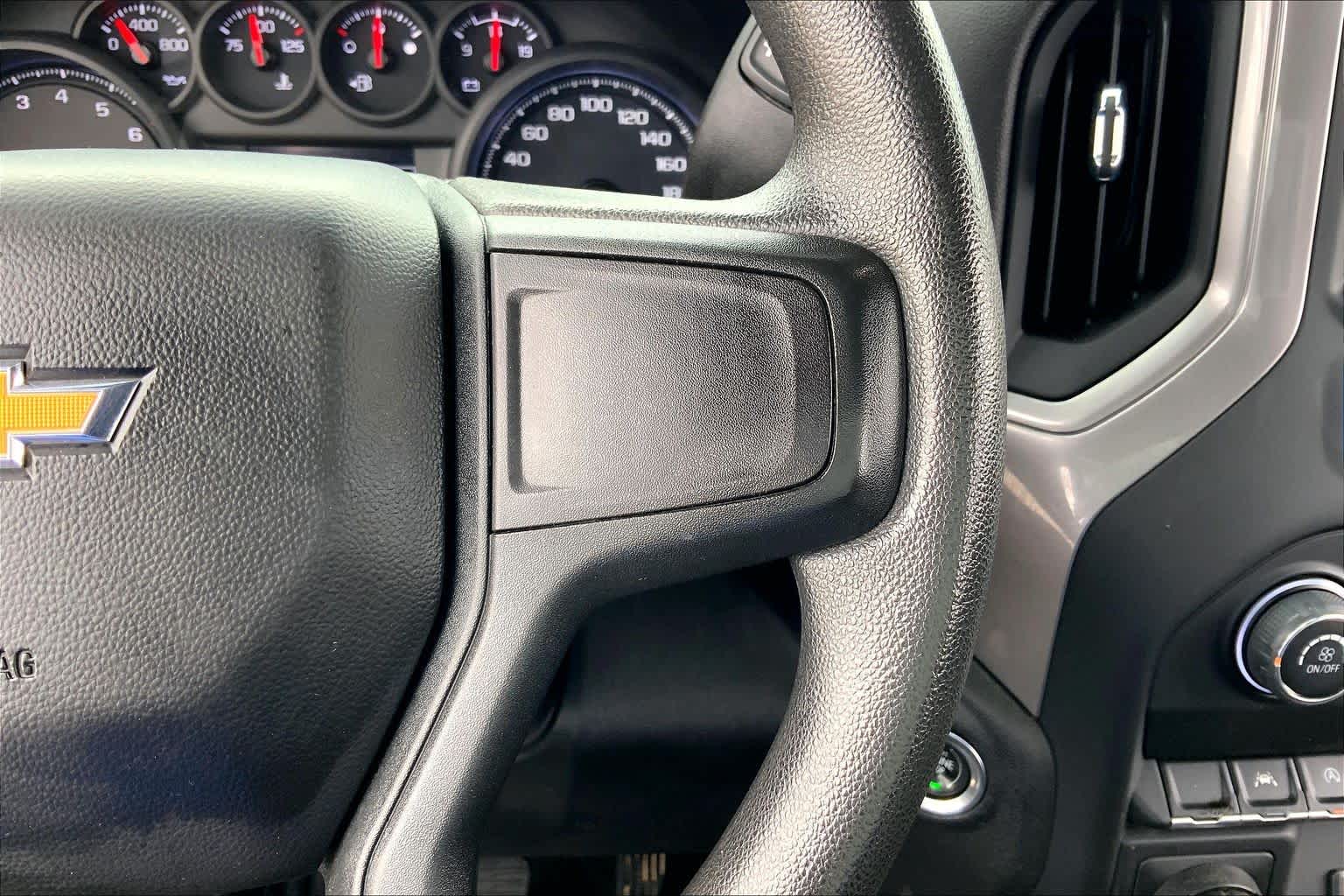 2022 Chevrolet Silverado 1500 photo 24 of 36