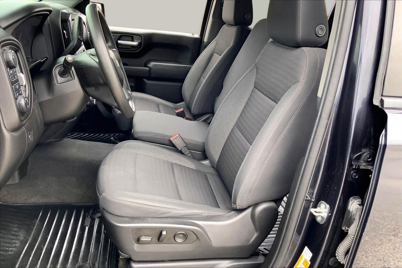 2022 Chevrolet Silverado 1500 photo 8 of 36