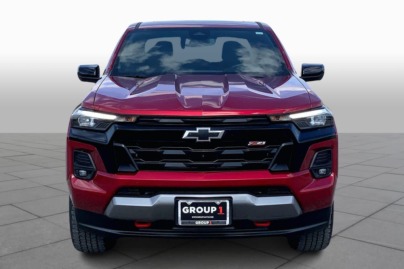 2025 Chevrolet Colorado 4WD Z71 - 3