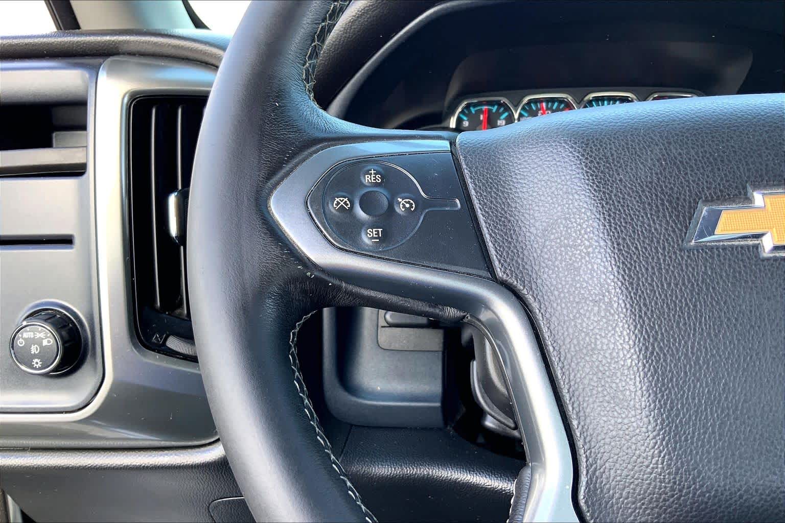 2017 Chevrolet Silverado 1500 photo 23 of 36