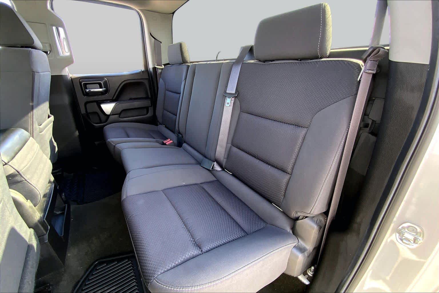2017 Chevrolet Silverado 1500 photo 20 of 36