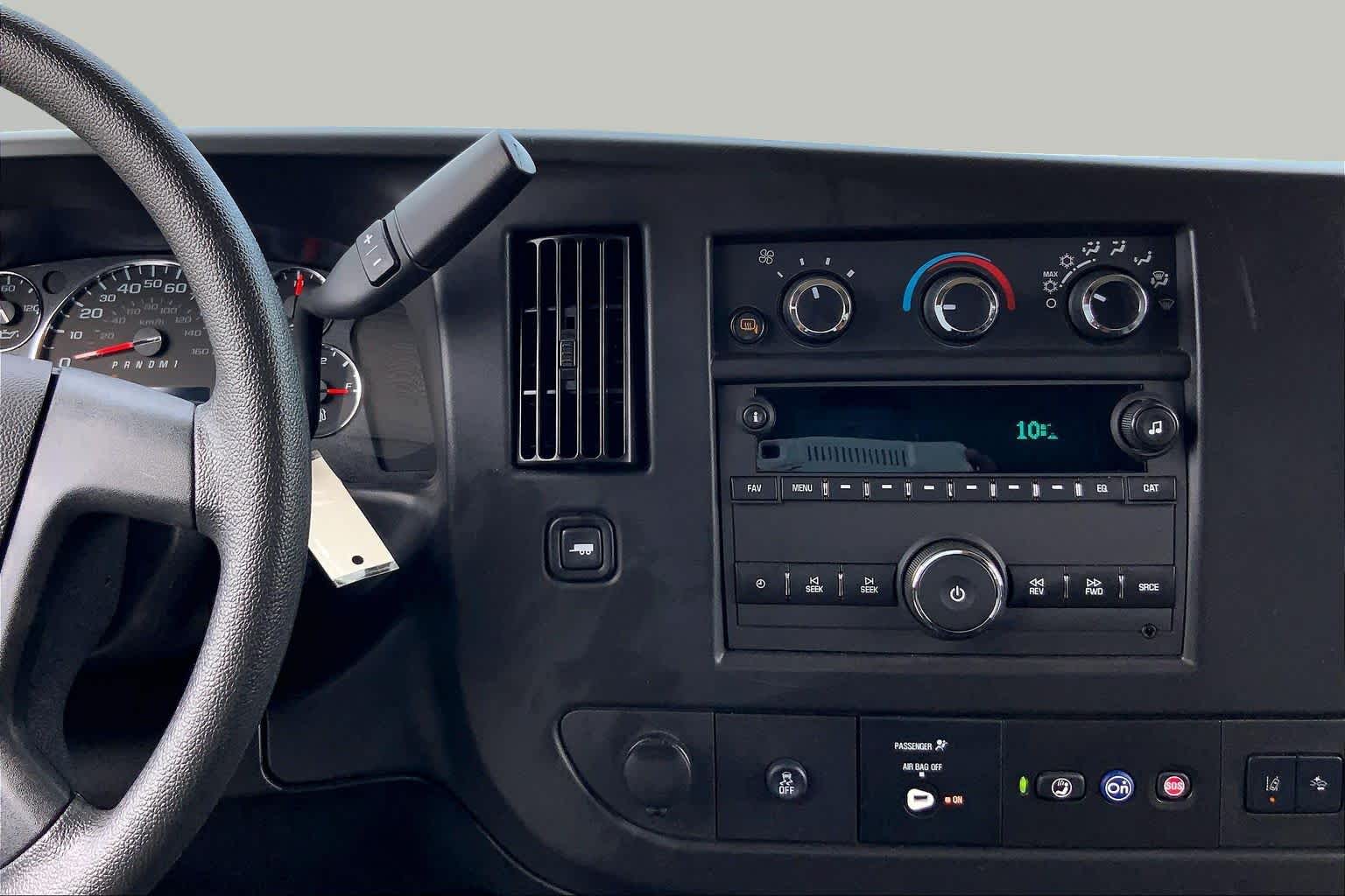 2025 GMC Savana Passenger LT Summit White at Group 1 Toyota Southwest