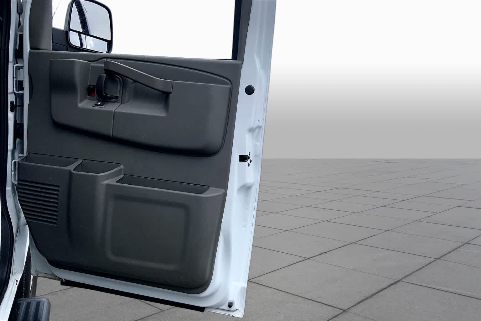 2025 GMC Savana Passenger LT Summit White at Texan GMC Buick