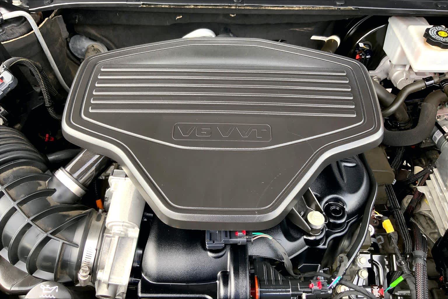 2021 GMC Acadia photo 32 of 36