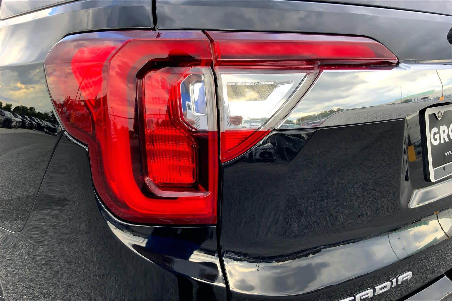 2021 GMC Acadia photo 28 of 36