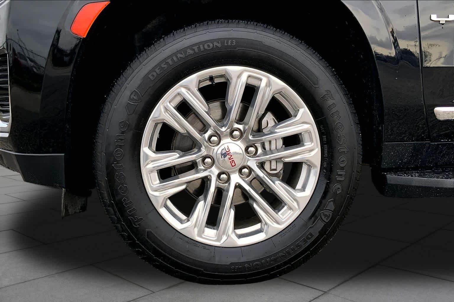 2024 GMC Yukon SLT Onyx Black at Texan GMC Buick