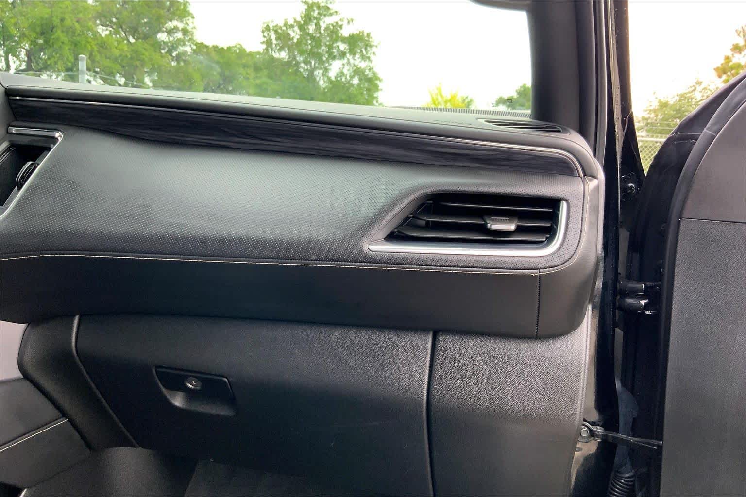 2024 GMC Yukon SLT Onyx Black at Texan GMC Buick
