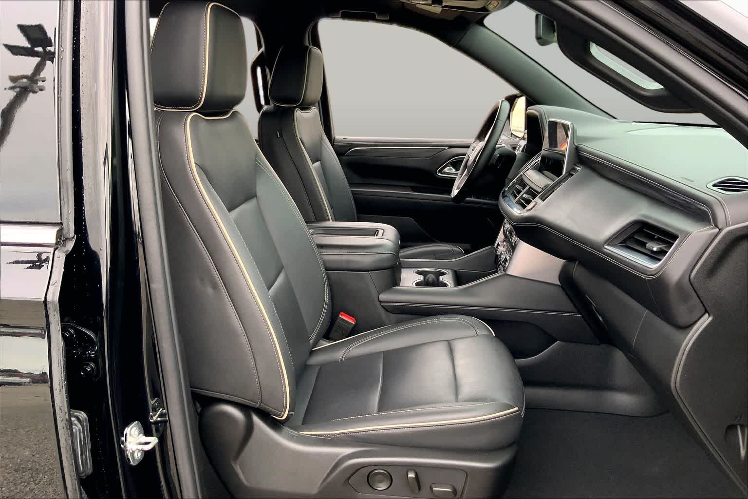 2024 GMC Yukon SLT Onyx Black at Group 1 GMC Buick South