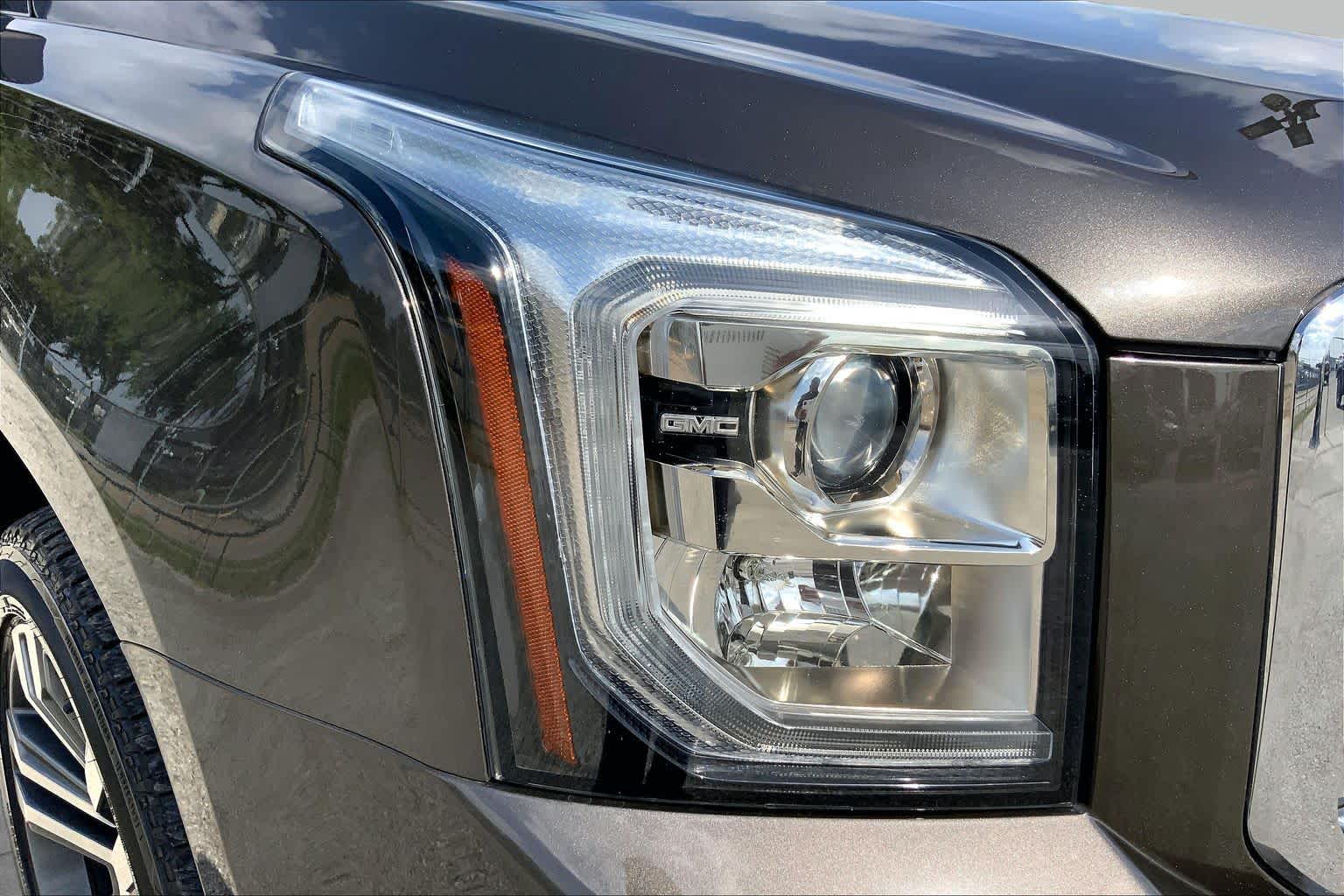 2020 GMC Yukon XL SLT Smokey Quartz Metallic at Mac Haik Ford