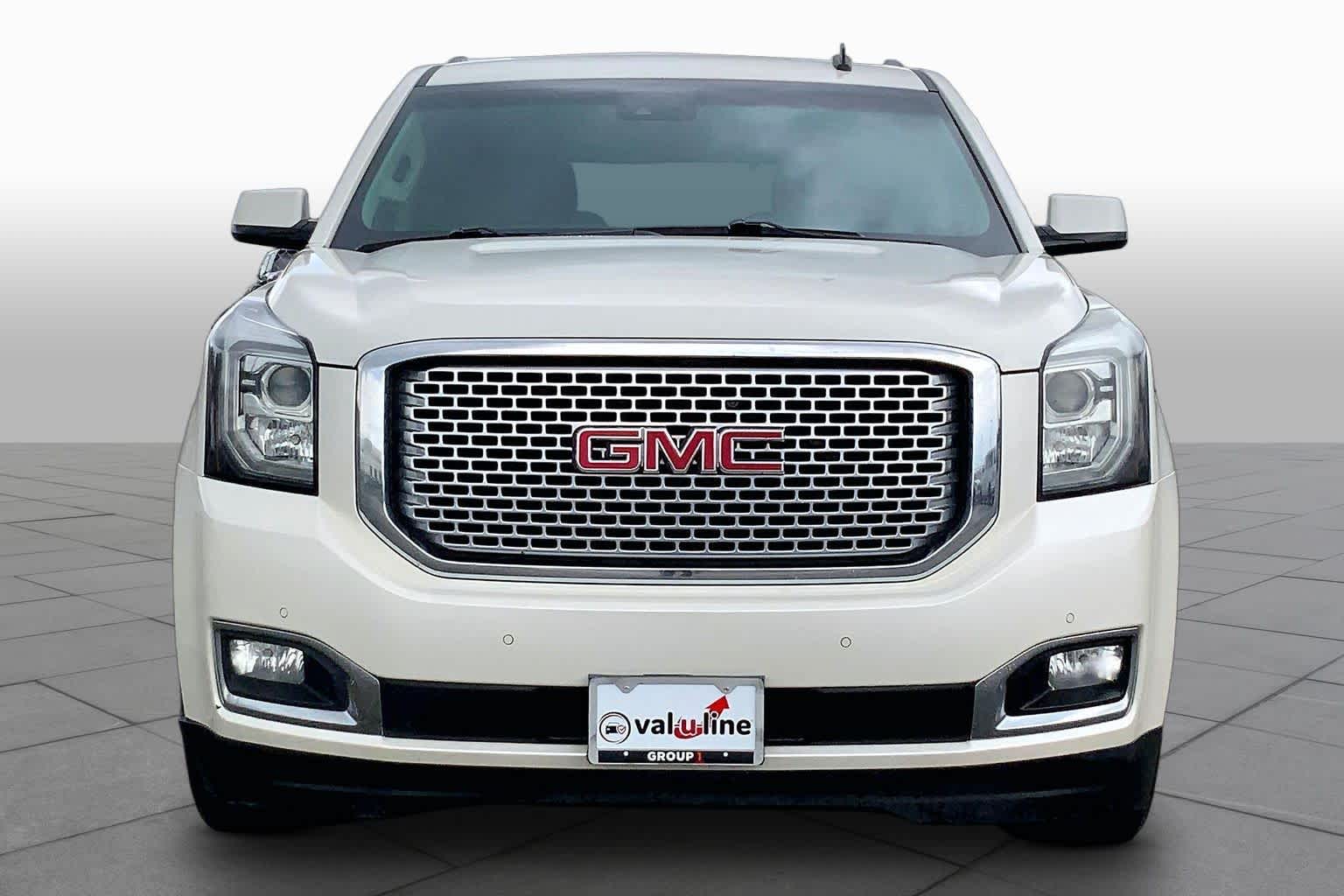 2015 GMC Yukon Denali Denali White Diamond Tricoat at Beck & Masten Kia