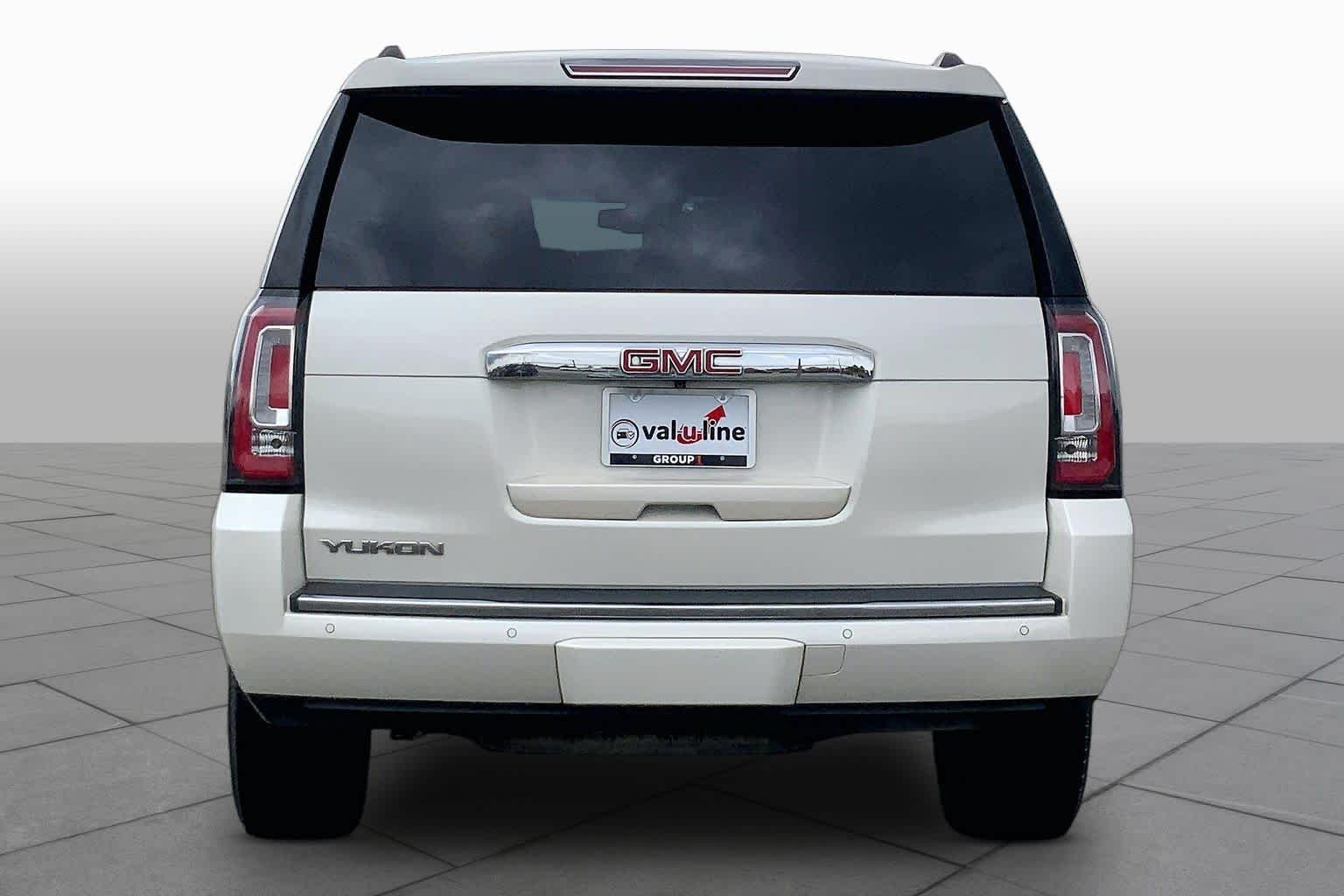 2015 GMC Yukon Denali Denali White Diamond Tricoat at Beck & Masten Kia