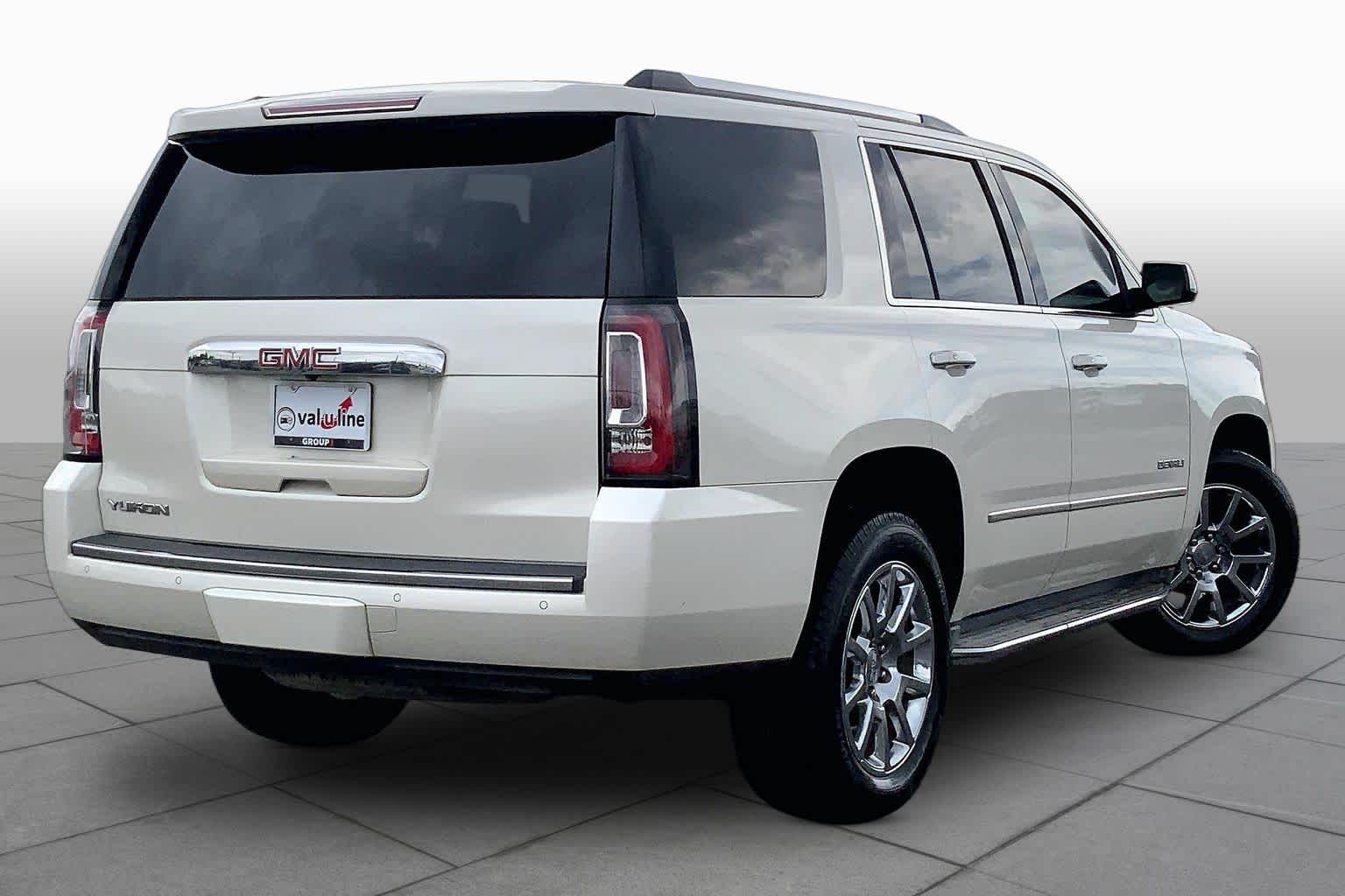 2015 GMC Yukon Denali Denali White Diamond Tricoat at Beck & Masten Kia