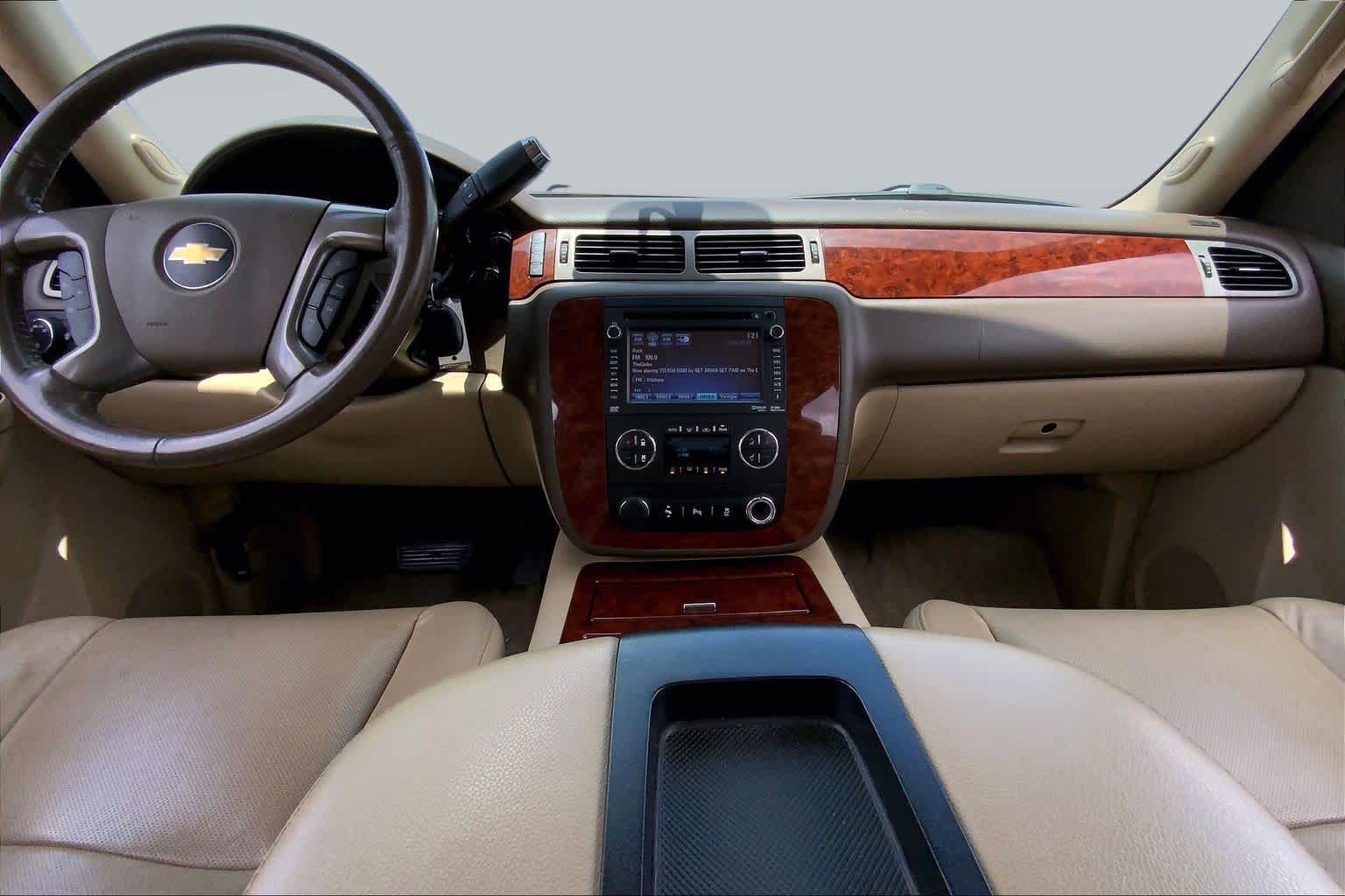 2013 Chevrolet Suburban LTZ White Diamond Tricoat at Group 1 Toyota Southwest