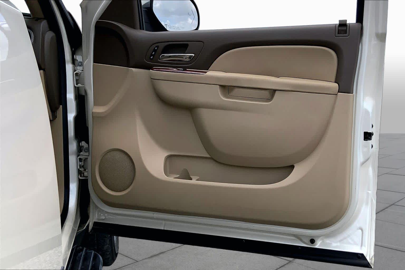 2013 Chevrolet Suburban LTZ White Diamond Tricoat at Group 1 Toyota Southwest