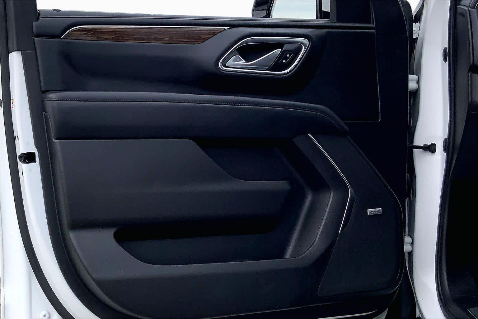 2021 Chevrolet Tahoe High Country Summit White at Tomball Chrysler Dodge Jeep Ram
