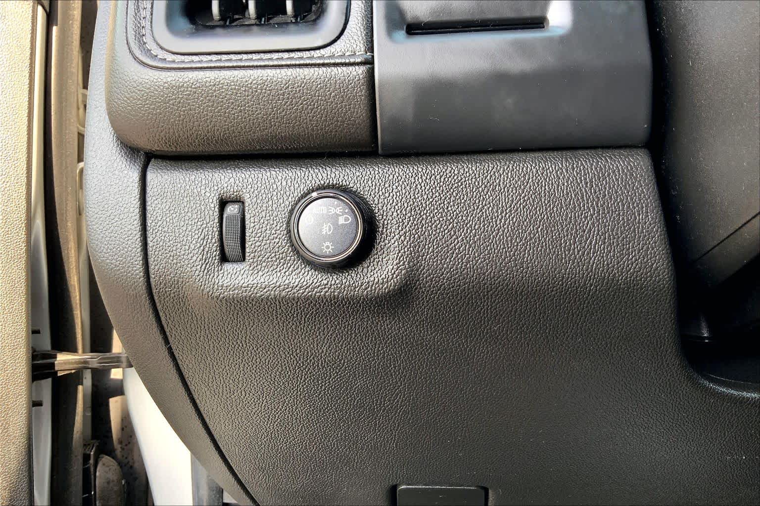 2019 GMC Canyon 2WD SLE Quicksilver Metallic at Texan GMC Buick