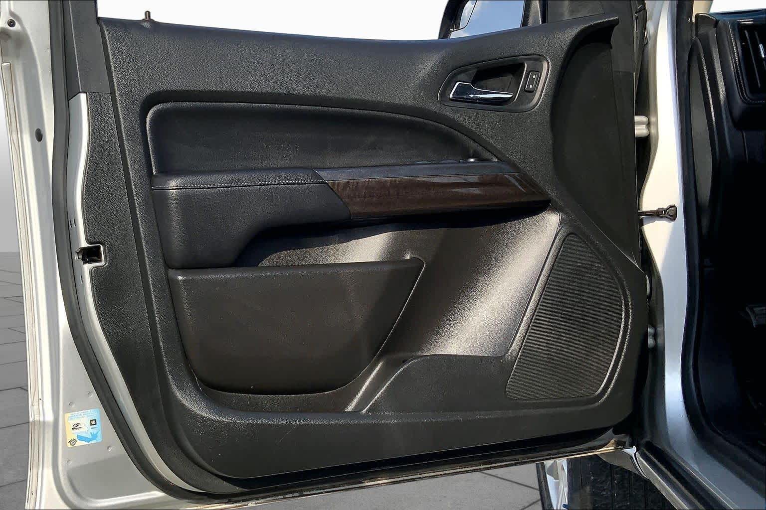 2019 GMC Canyon 2WD SLE Quicksilver Metallic at Texan GMC Buick