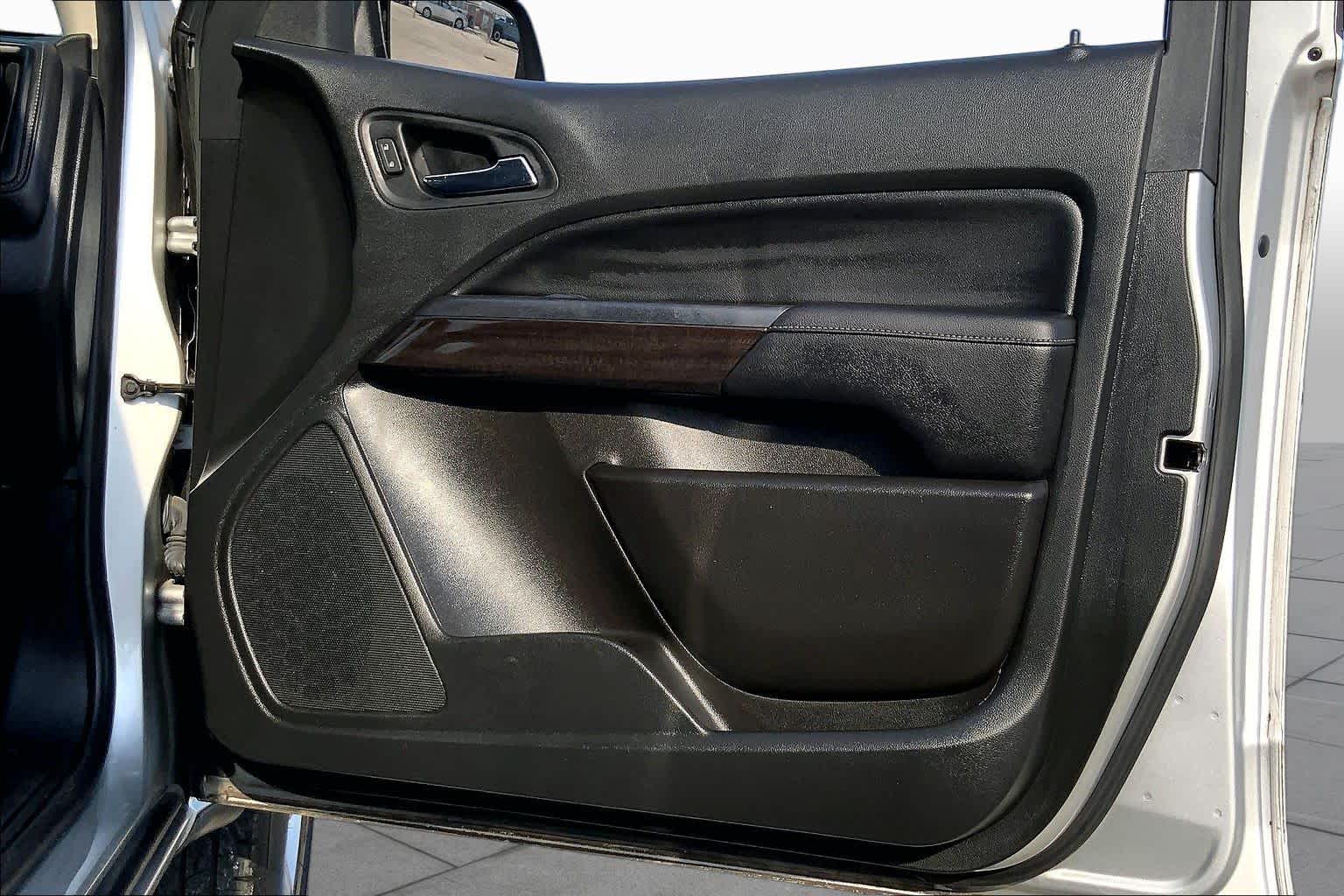 2019 GMC Canyon 2WD SLE Quicksilver Metallic at Texan GMC Buick
