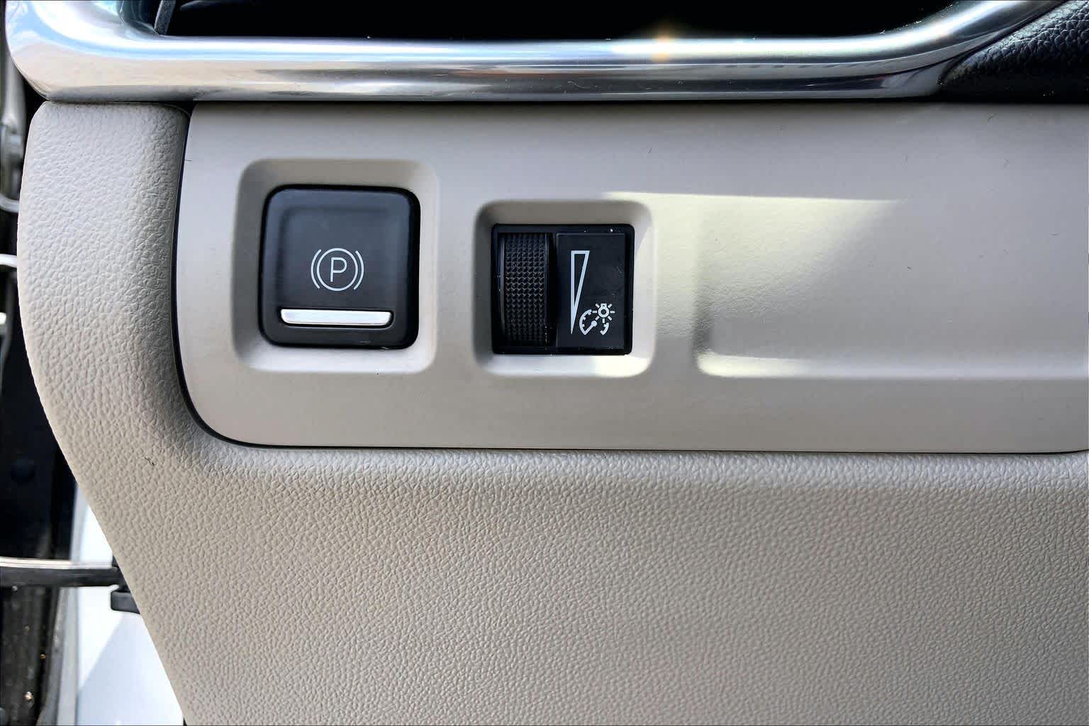 2022 Cadillac XT4 AWD Premium Luxury Radiant Silver Metallic at Lexus Southwest Houston