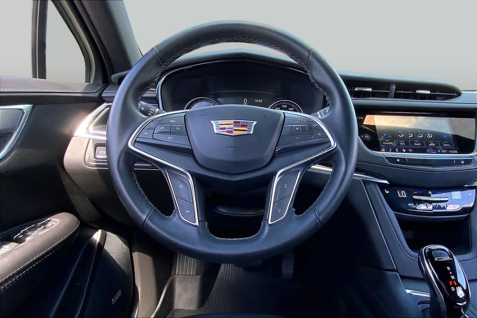2025 Cadillac XT5 FWD Luxury Crystal White Tricoat at AutoNation Chrysler Jeep Dodge Ram Spring