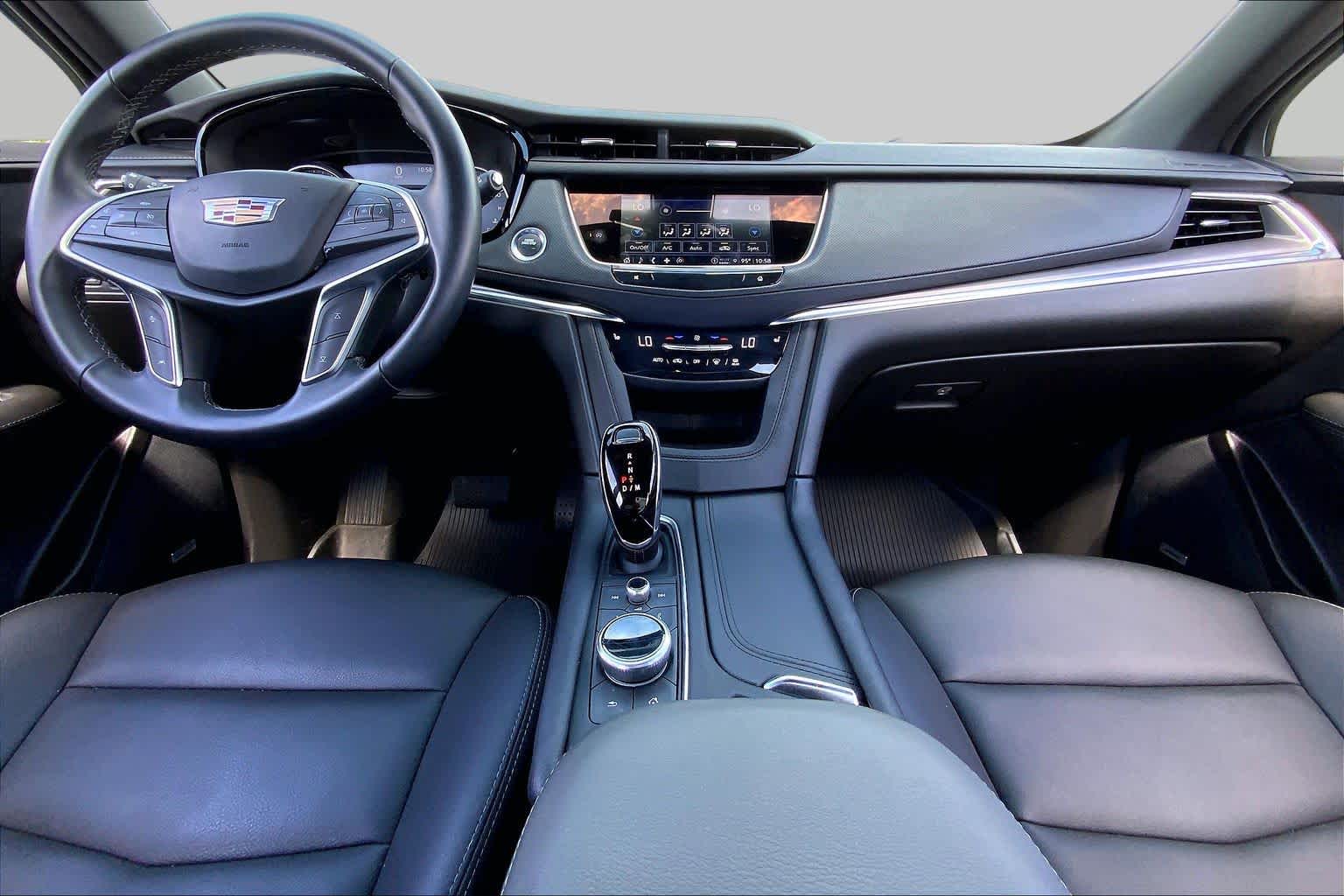 2025 Cadillac XT5 FWD Luxury Crystal White Tricoat at AutoNation Chrysler Jeep Dodge Ram Spring