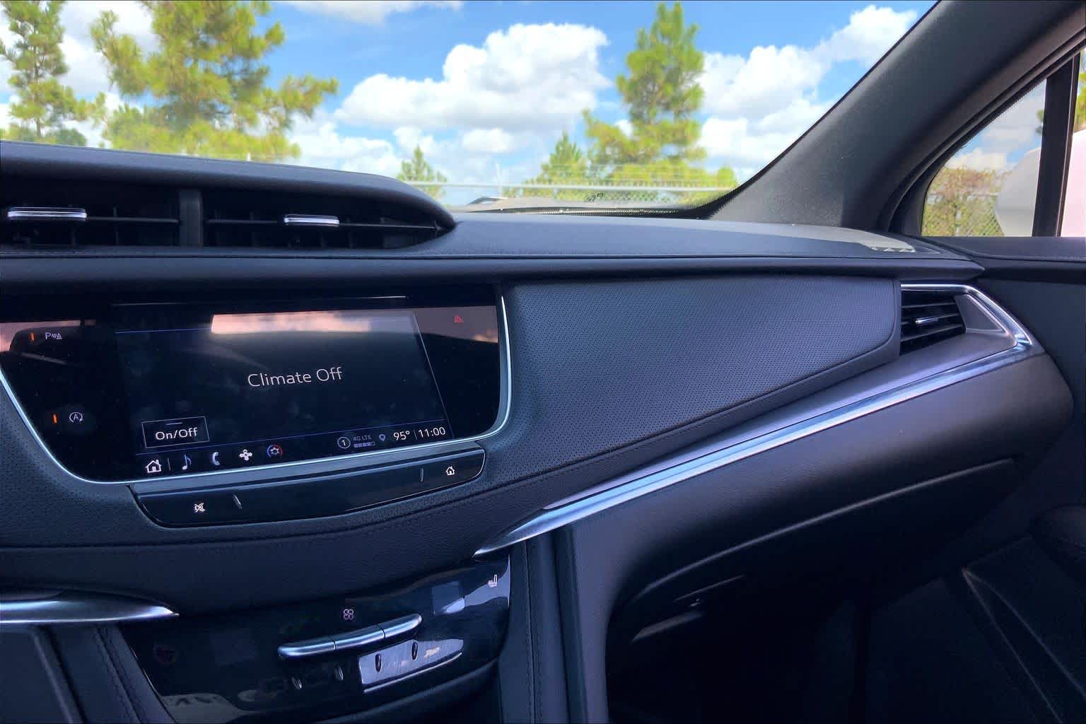 2025 Cadillac XT5 FWD Luxury Crystal White Tricoat at AutoNation Chrysler Jeep Dodge Ram Spring