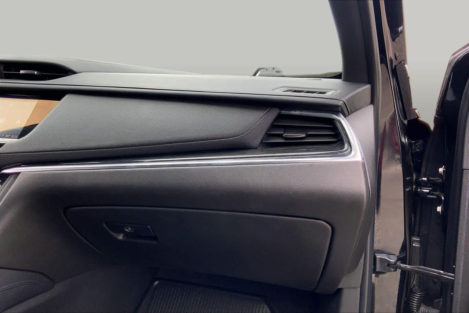 2021 Cadillac XT5 FWD Premium Luxury Stellar Black Metallic at Ron Craft Chevrolet Cadillac