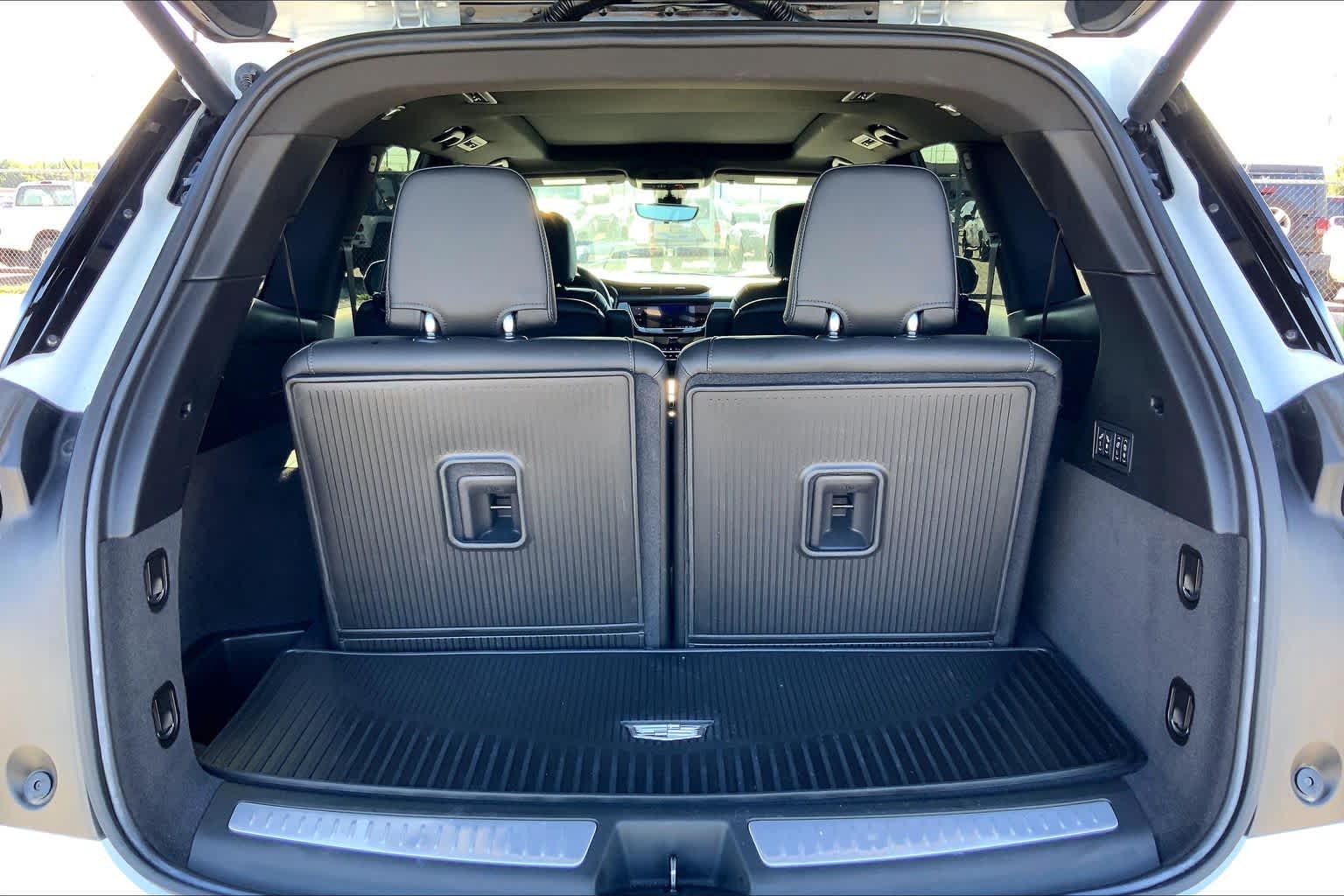 2025 Cadillac XT6 AWD Sport Crystal White Tricoat at Group 1 GMC Buick South