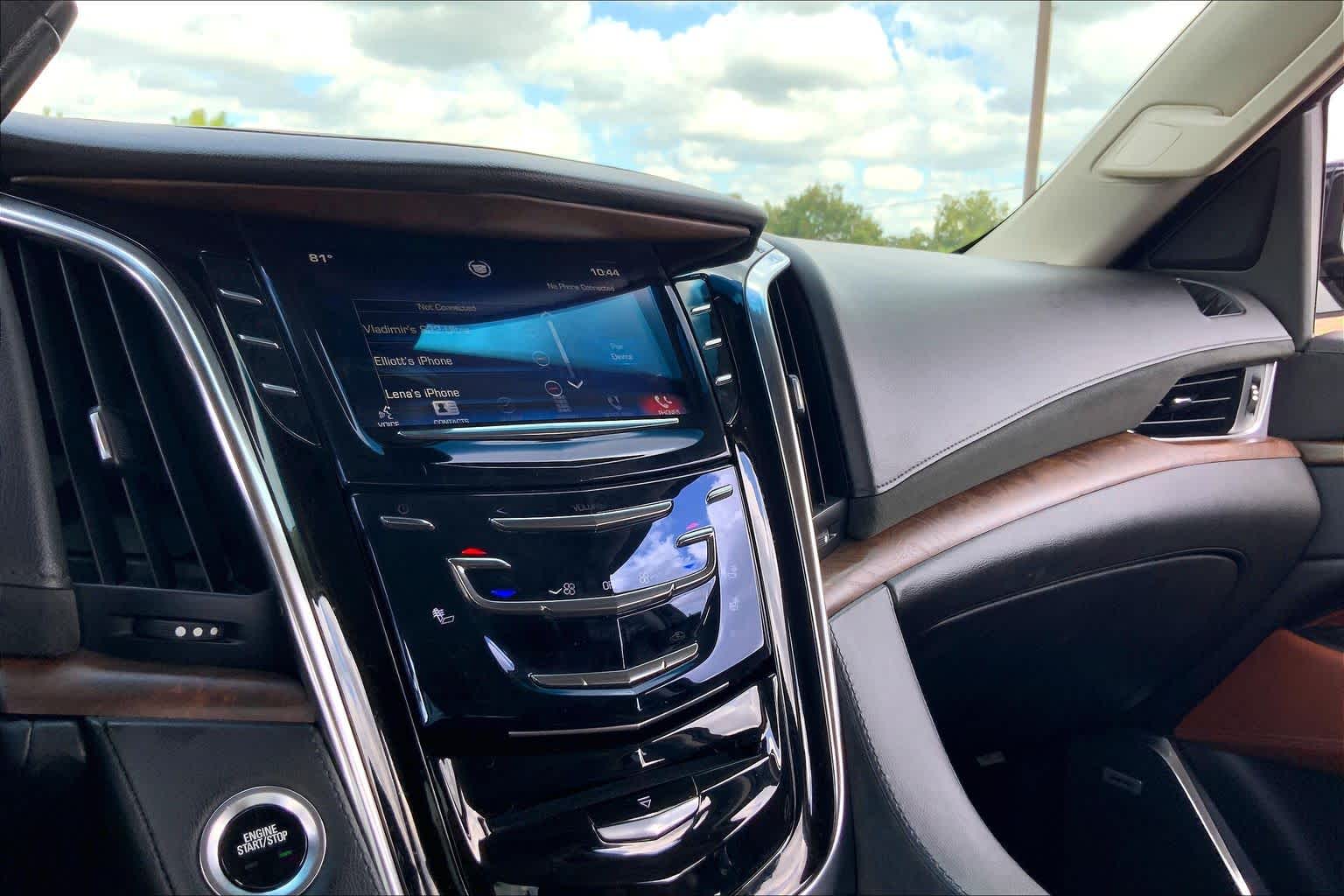 2015 Cadillac Escalade photo 35 of 36