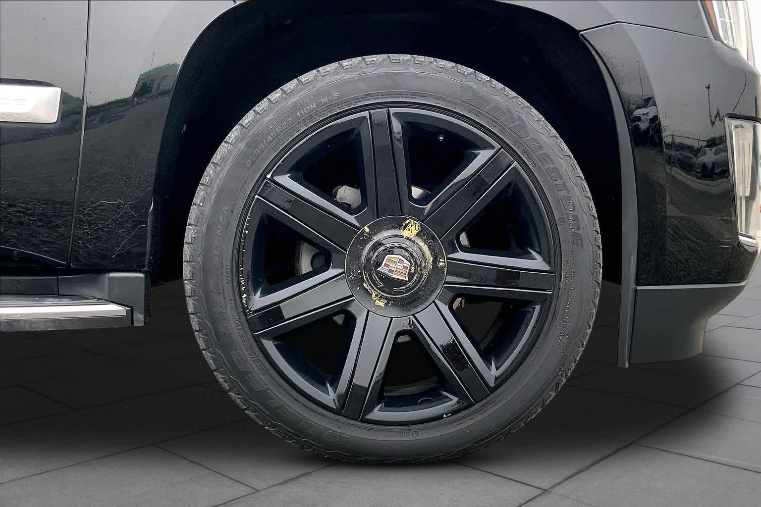 2016 Cadillac Escalade ESV Luxury Collection - 10