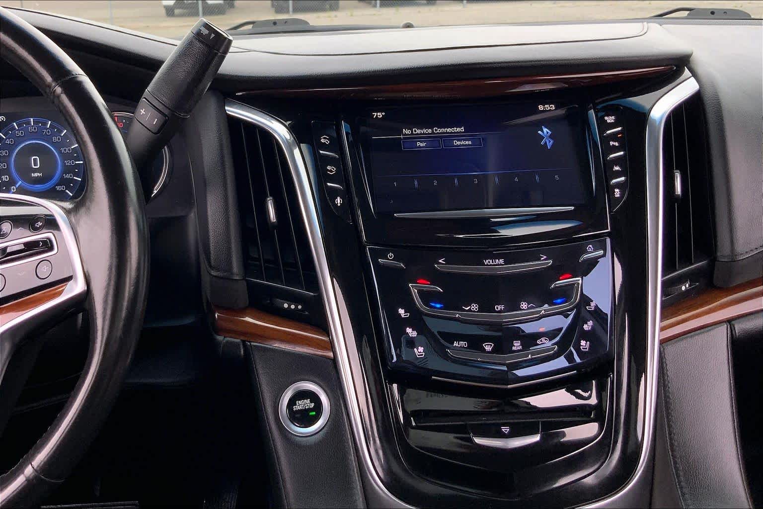 2016 Cadillac Escalade ESV Luxury Collection - 6