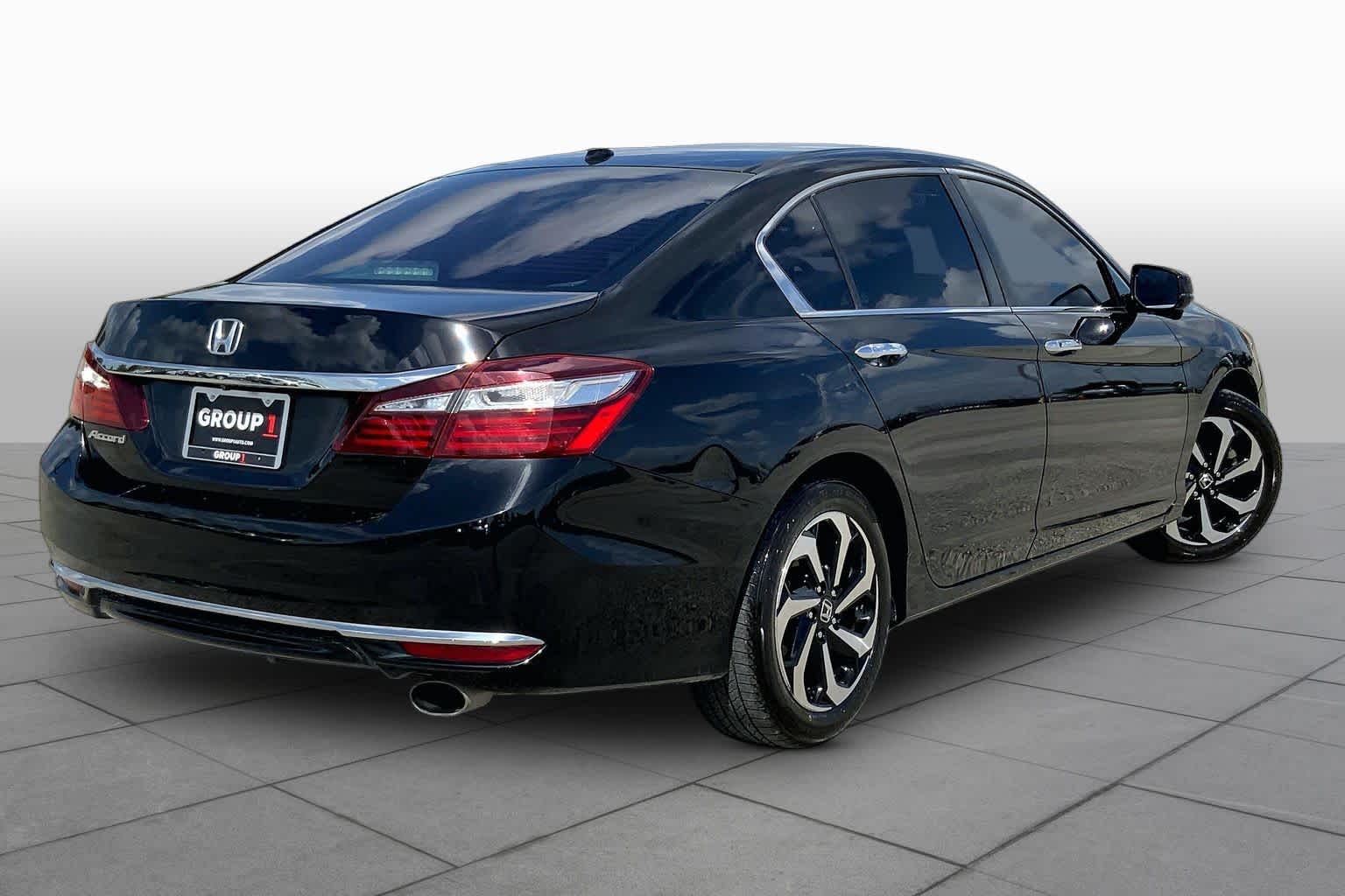 2017 Honda Accord Sedan EX-L Crystal Black Pearl at Team Honda