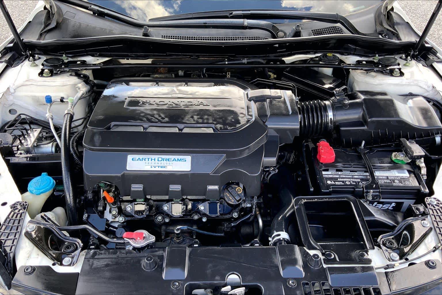 2013 Honda Accord photo 31 of 36