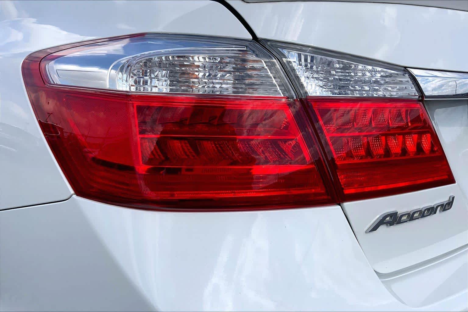 2013 Honda Accord photo 28 of 36