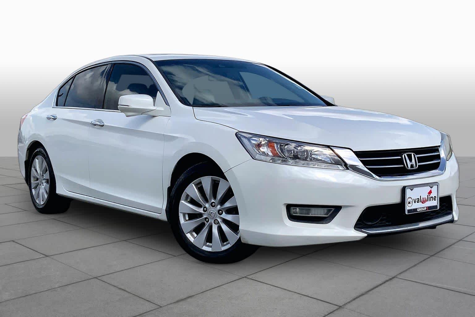 2013 Honda Accord photo 3 of 36