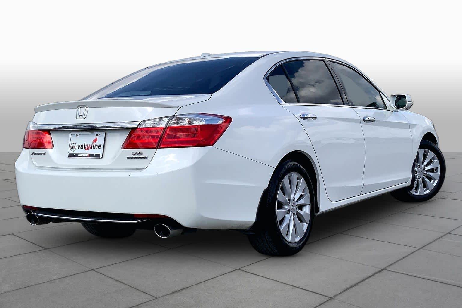 2013 Honda Accord photo 13 of 36