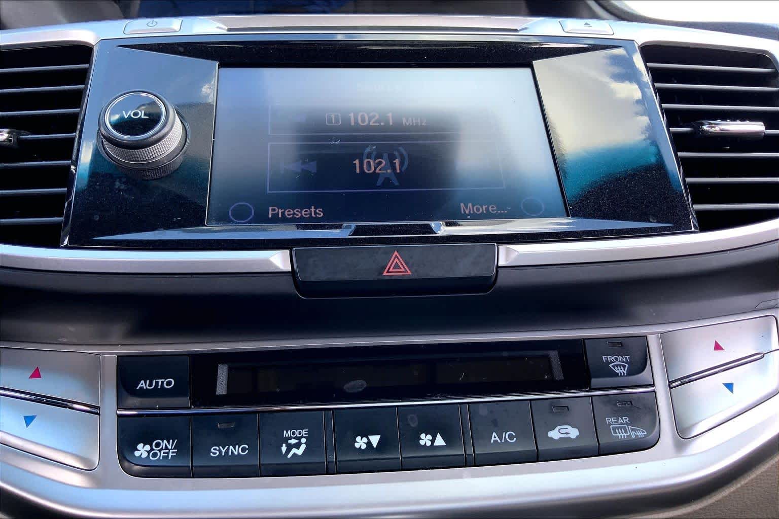 2013 Honda Accord photo 35 of 36
