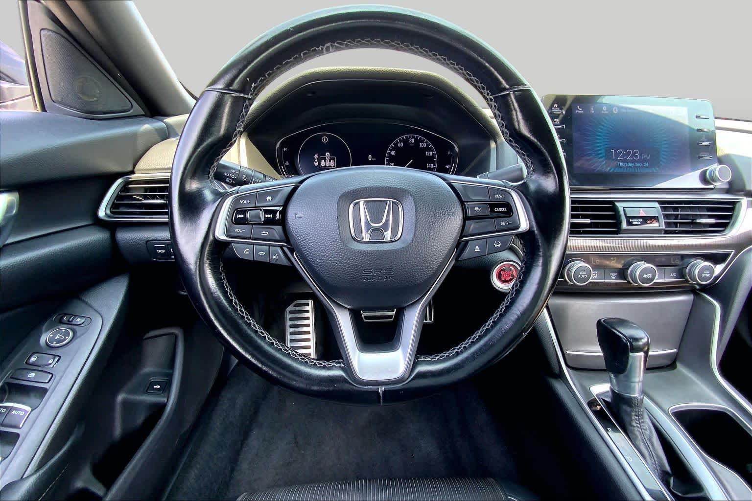 2022 Honda Accord photo 6 of 36