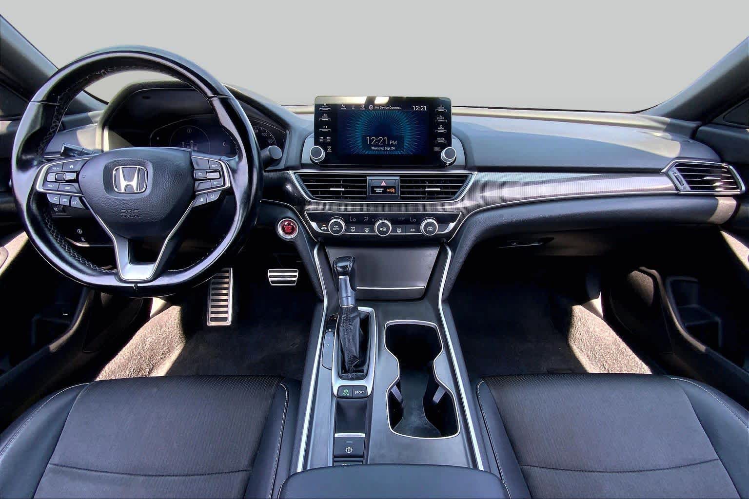 2022 Honda Accord photo 15 of 36
