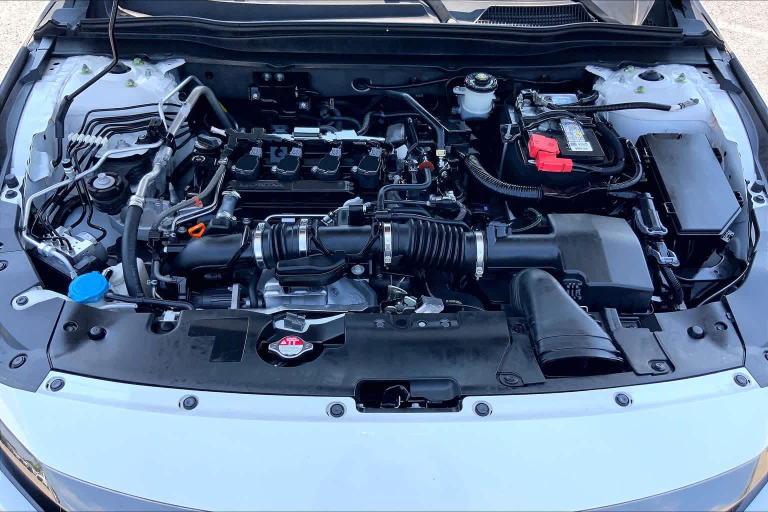 2022 Honda Accord photo 31 of 36