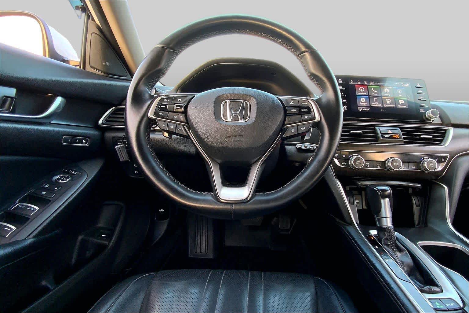 2018 Honda Accord Sedan photo 6 of 36