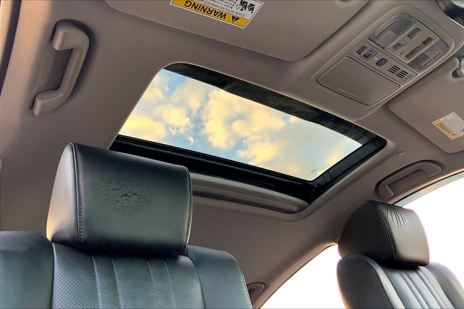 2018 Honda Accord Sedan photo 14 of 36