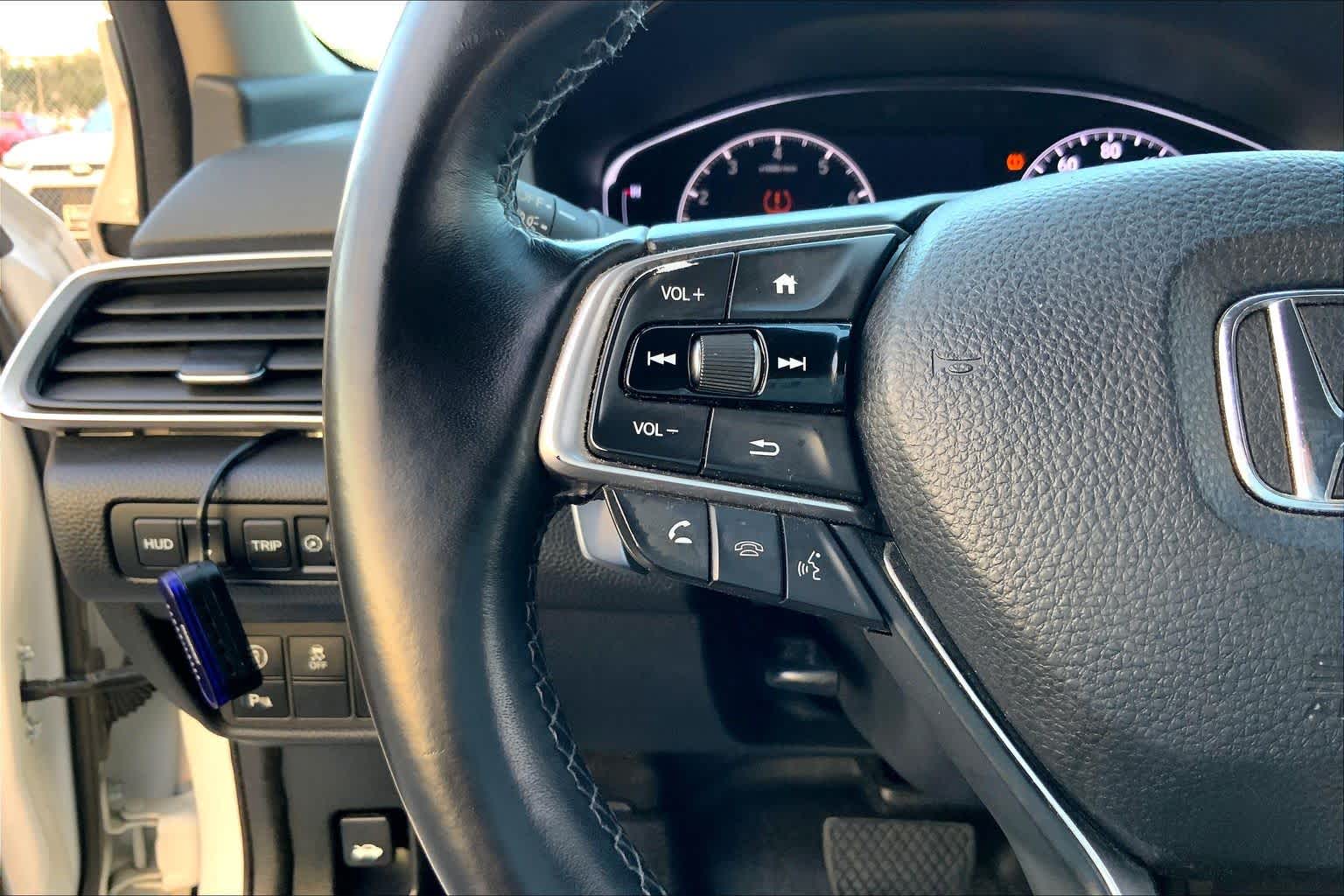2018 Honda Accord Sedan photo 23 of 36
