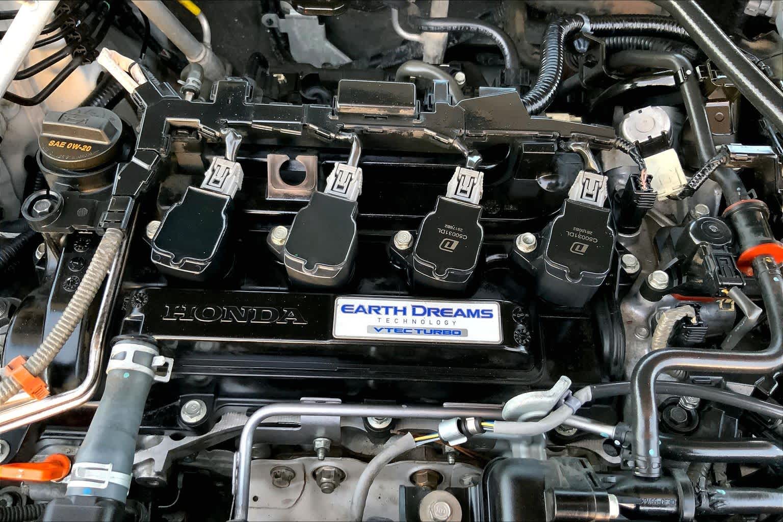 2018 Honda Accord Sedan photo 32 of 36