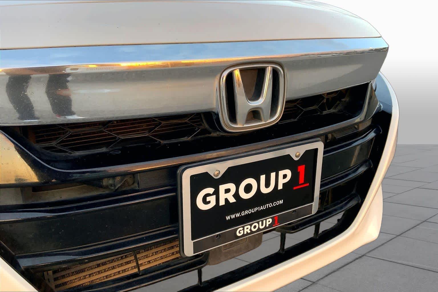 2018 Honda Accord Sedan photo 29 of 36