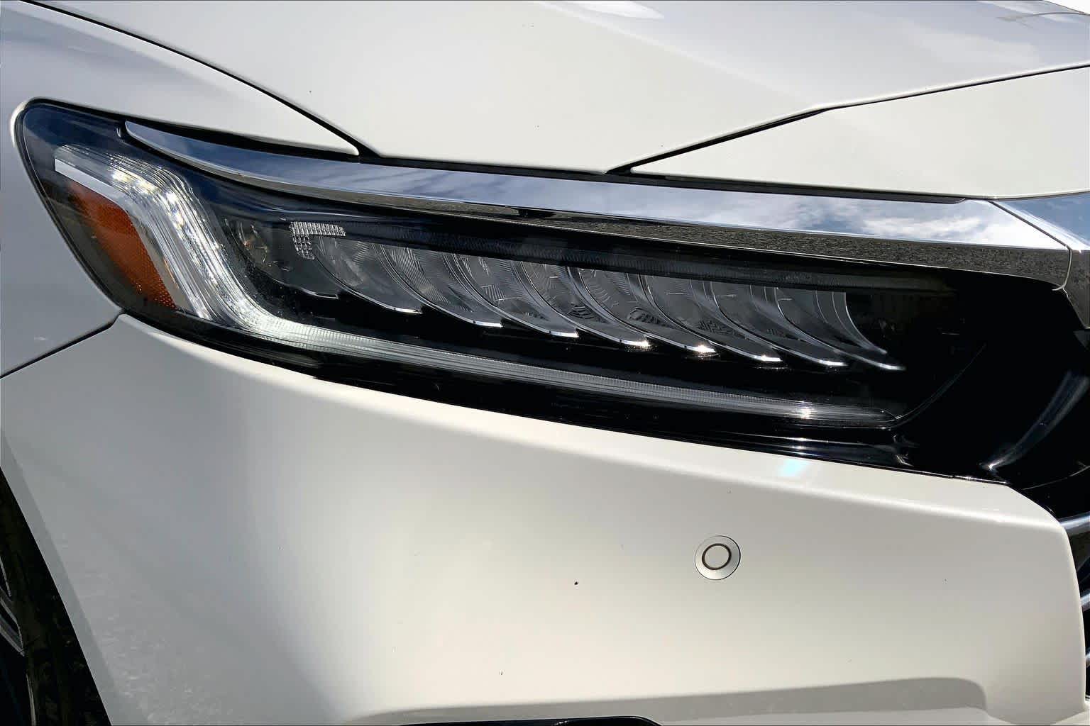 2021 Honda Accord Sedan Touring Platinum White Pearl at Beck & Masten Kia