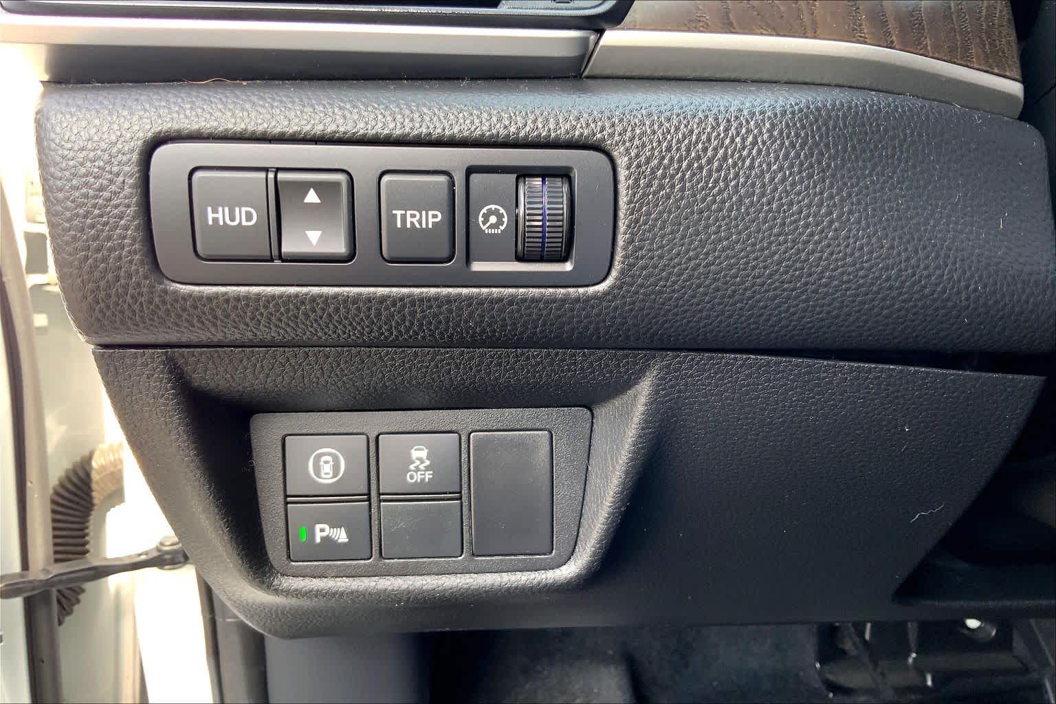 2021 Honda Accord Sedan Touring Platinum White Pearl at Beck & Masten Kia