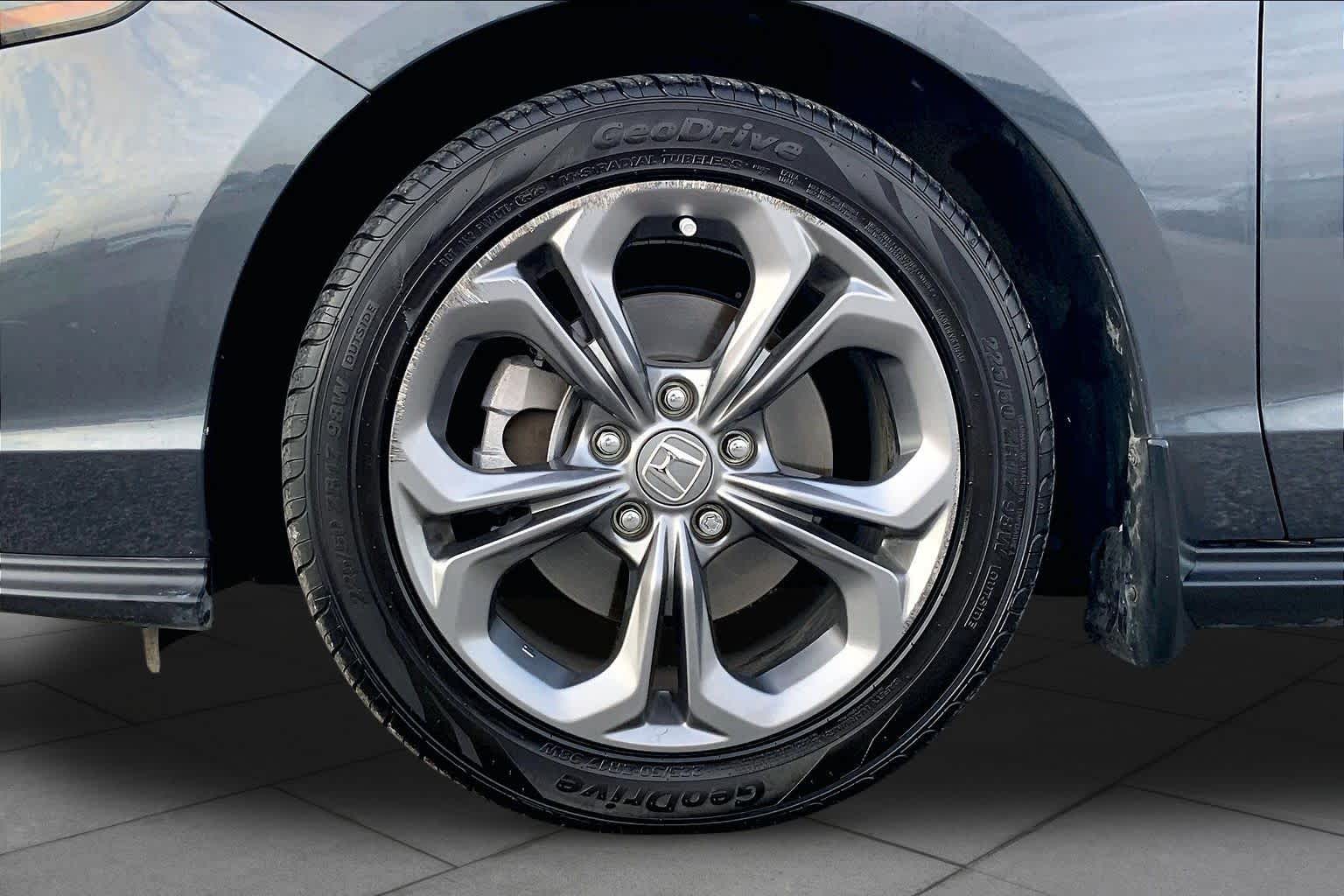 2024 Honda Accord photo 11 of 35